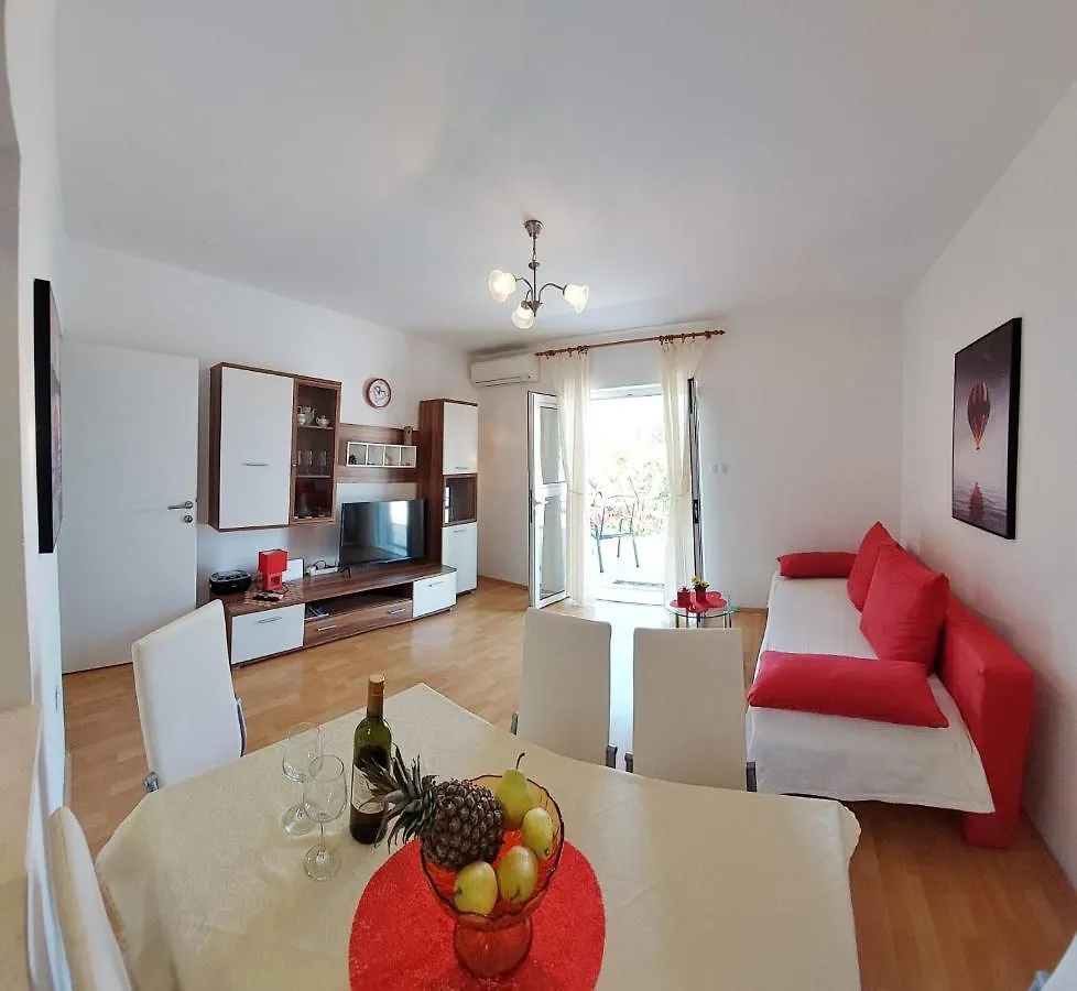Apartment Jema 特罗吉尔 克罗地亚